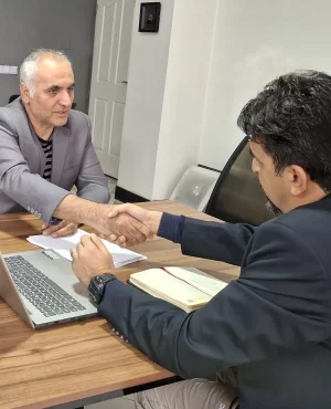 علی روشنایی مشاور توسعه کسب و کار 1